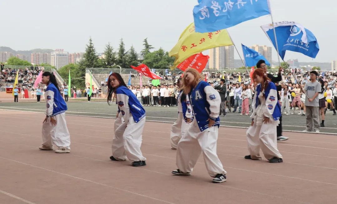 微信图片_2025-04-26_001010_015.jpg