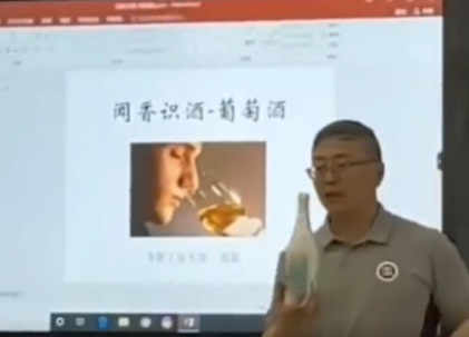 140533231521948801.png